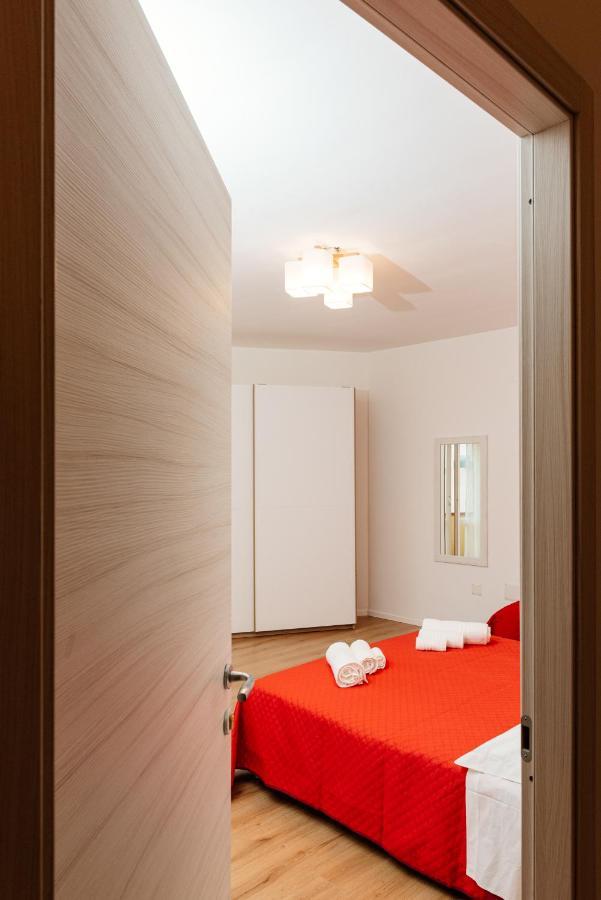 La Casa Di Ambra Hotel Porto Torres Luaran gambar