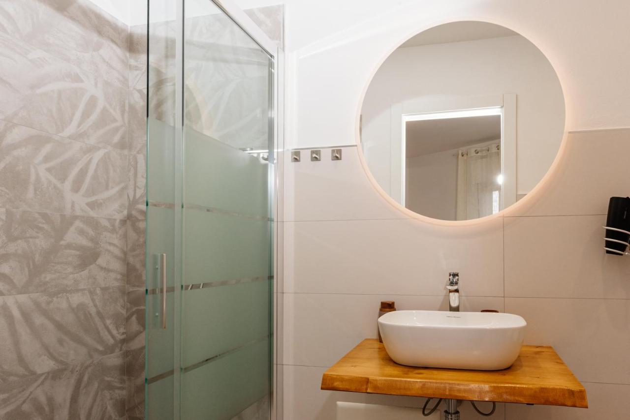 La Casa Di Ambra Hotel Porto Torres Luaran gambar